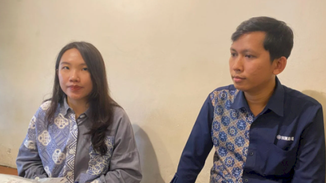 Manager Promosi PT SJAM, Sintya Conarta (kiri) dalam sesi wawancara Sabtu (9/5/2025).