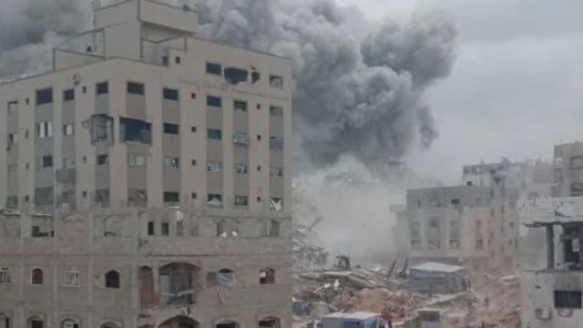 Serangan udara terjadi di dekat RS Indonesia di Gaza. Foto: IG/@mercindonesia