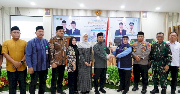 Lepas Jemaah Kloter 1 Embarkasi Makassar, Gubernur Sulsel: Doakan Negeri ini!