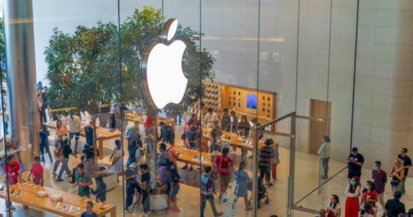 Apple Bakal Rilis Kacamata Pintar Pertama