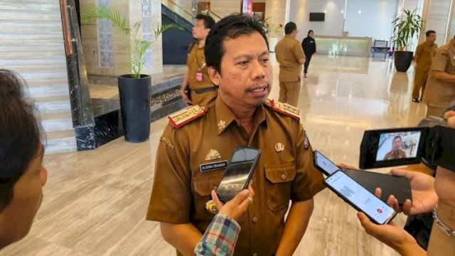 Kepala Dinkes Sulawesi Selatan Ishaq Iskandar. ||handover 