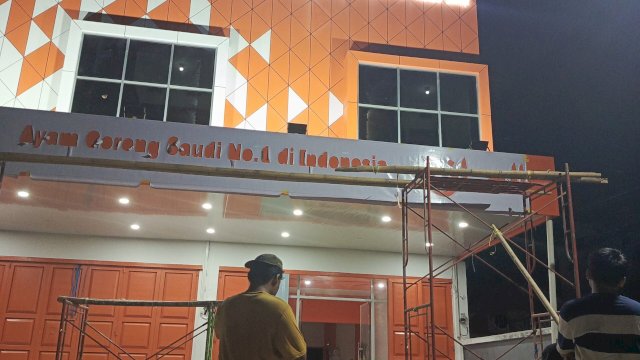 Almaz Segera Buka Cabang Pertama di Makassar, Ayam Goreng Cita Rasa Timur Tengah