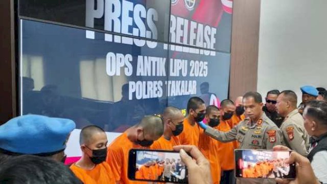 Kepolisian Resor (Polres) Takalar, Sulawesi selatan merilis penangkapan sembilan orang terduga pelaku penyalahgunaan narkotika jenis sabu-sabu.