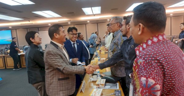 Tampung Masukan Maskapai, Legislator PKB Dorong Tarif Murah Pesawat