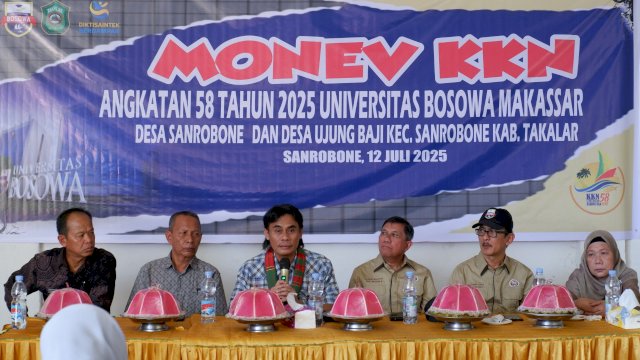 Rektor Unibos menghadiri kegiatan Monitoring dan Evaluasi (Monev) program Kuliah Kerja Nyata (KKN) Angkatan ke-58 di Desa Sanrobone dan Ujung Baji, Takalar. (Foto: dok Unibos)