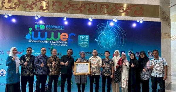 Bupati Gowa Raih Penghargaan Inovasi SPAM di IWWEF 2025