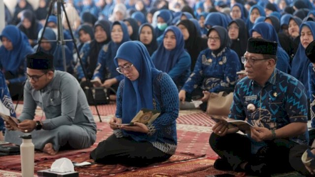 Pemkab Gowa gelar Jum'at Mengaji, Husniah Talenrang : tingkatkan baca Qur'an ASN ||handover 