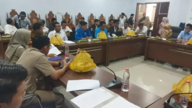 Lahan warga bersengketa di Tompo Balang, Komisi 1 DPRD Gowa minta pengukuran ulang ||handover 