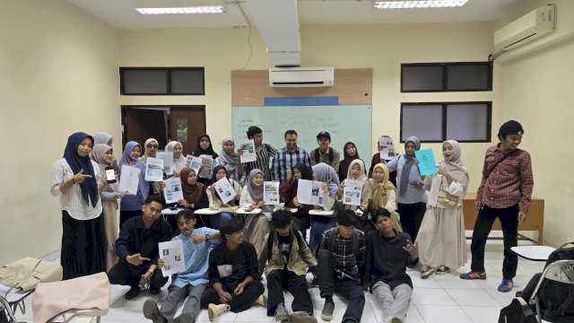 Buat Karya Berita Bagian Tugas Akhir Mahasiswa, Dekan FDK UIN Beri Apresiasi