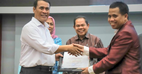 Mentan Amran Kuliah Umum di Unsulbar: Generasi Muda Penentu Masa Depan Pertanian Indonesia