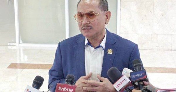 Tegaskan Demokrat Tak Terlibat Isu Ijazah Palsu Jokowi, Frederik Kalalembang: Fokus Kita untuk Rakyat, Bukan Menanggapi Fitnah