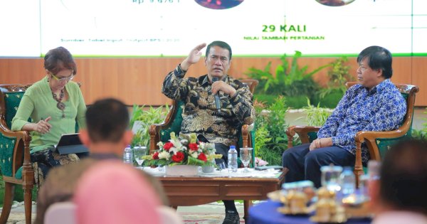 Setelah Beras, Mentan Amran Fokus Peningkatan Produksi dan Hilirisasi Komoditas Perkebunan