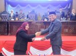 DPRD Sinjai Serahkan Draf Ranperda Perubahan APBD 2025