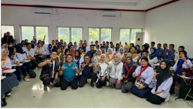 HOC-AI Ready ASEAN bersama Deng Ical menyapa PMI Kota Makassar ||doc_kaizenorg