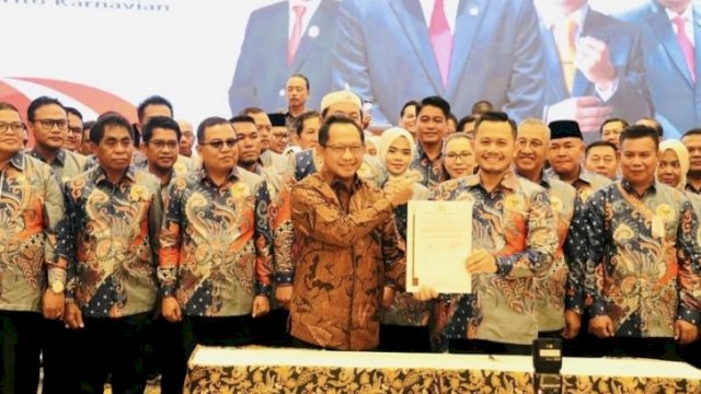 Dua Pimpinan DPRD Gowa raih posisi strategis di Pengurus Pusat ADKASI 2025&ndash;2030 ||handover 