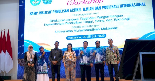 Ilmiah Tak Harus Kaku, Wamendiktisaintek Ajak Dosen Menulis Layaknya Bercerita