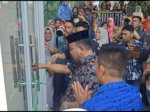 Dihadiri Ratusan Warga Miskin, Ketua DPRD Gowa Resmikan Baruga Istana Mappala