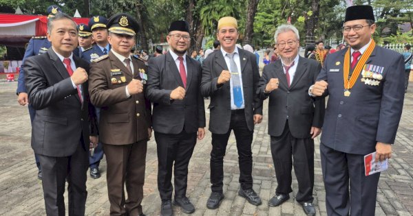 Deng Ical Hadiri Dua Upacara HUT RI ke-80 di Makassar: Titip Pesan Moral untuk Generasi Bangsa