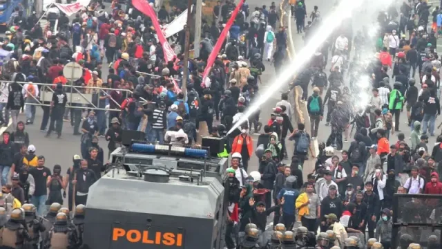 Aksi demo di Gedung DPR 25 Agustus 2025 (Dok: X/Tempo)