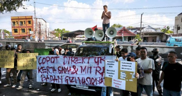HMI dan Mitra Dapur MBG Gelar Aksi di DPRD Sulsel, Ini Tuntutannya