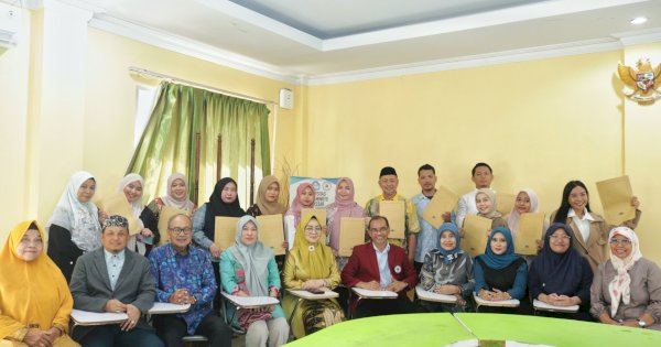 Rektor UCM Lantik 15 Pejabat Struktural, Dorong Kolaborasi dan Penguatan LPPM