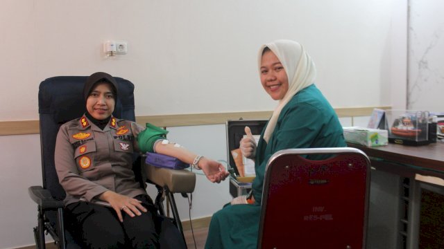 Kolaborasi PMI, Polres Pelabuhan Makassar Sukses Gelar Donor Darah: 101 Kantong Terkumpul