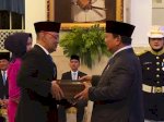 Presiden Anugerahkan Bintang Mahaputra Utama untuk KH Yusuf Hasyim