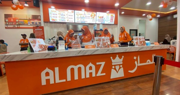 Resmi Dibuka, Almaz Fried Chicken Cabang Pettarani Layani Pelanggan 24 Jam