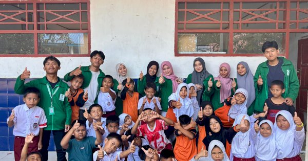 Program SENTUH: Mahasiswa KKN UINAM dan Puskesmas Bulukunyi Tanamkan Hidup Bersih pada Siswa SD