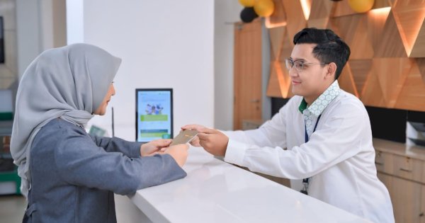 Harga Emas Naik 35 Persen, Transaksi Pegadaian Kanwil Makassar Melejit