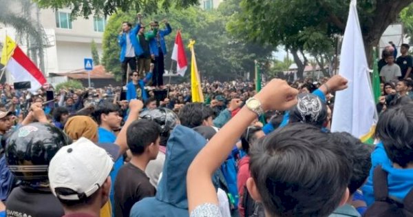 Kerusuhan : Rapuhnya Kepercayaan Publik atau Matinya Nalar Publik