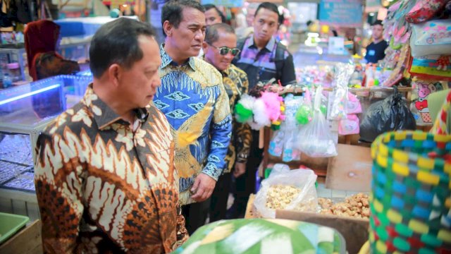 Harga Pangan Stabil, Inflasi Nasional Turun, Mentan Amran Pastikan Stok Aman