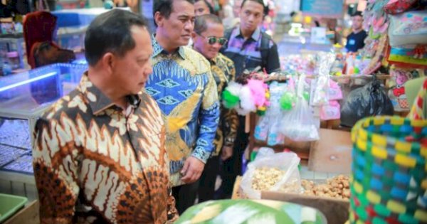 Operasi Pasar Besar-Besaran oleh Mentan dan Mendagri, Menurunkan Harga Beras Secara Drastis