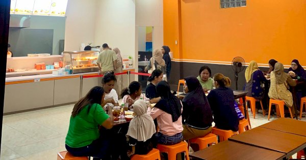 Almar Fried Chicken Tual Diserbu Warga, Sajikan Cita Rasa Arab Saudi yang Unik