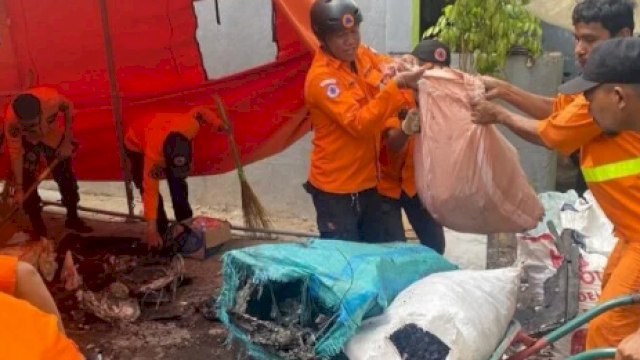 Badan Penanggulangan Bencana Daerah (BPBD) Kota Makassar lakukan pemulihan dampak bencana. (Foto: ist)