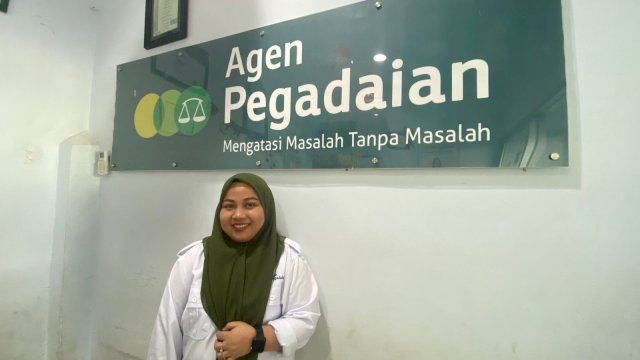 Rini Hadriana, Agen Pegadaian di Takalar. (Foto: Gita/Harian.news)