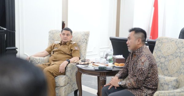 Wali Kota Makassar Ajak PT SMI Bangun Stadion dan Dorong Infrastruktur Strategis Kota