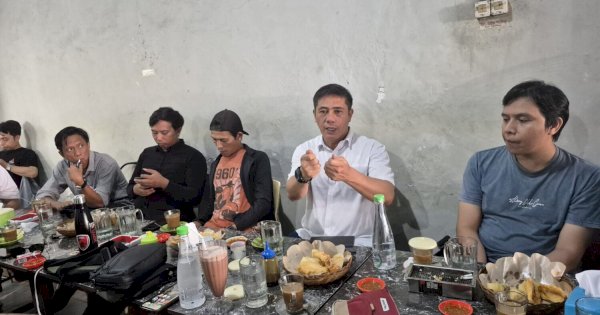 Ngopi Bareng Jurnalis, Deng Ical Kupas Isu Panas di DPR