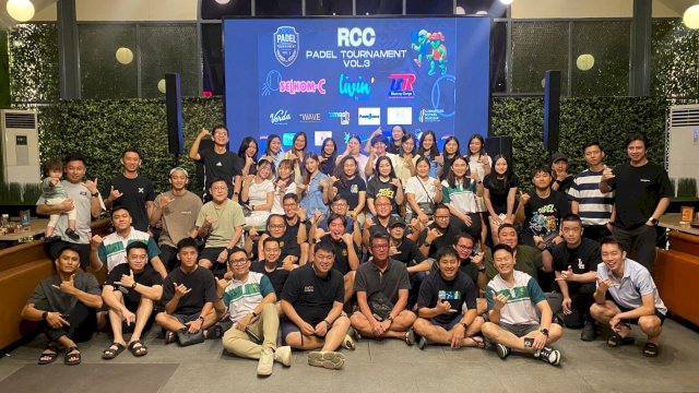 Para peserta turnamen padel RCC. (Foto: Gita/HN)