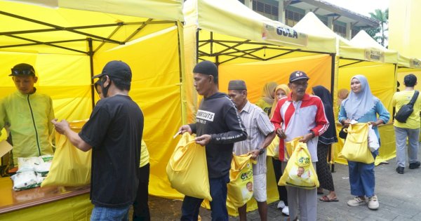 Seribu Paket Sembako Golkar Sulsel Ringankan Beban Warga