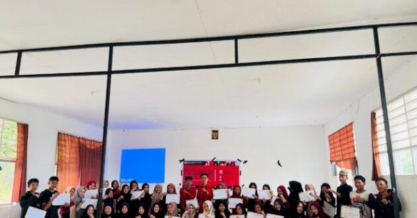 HIPMA Gowa Koordinatorat Bungaya Gelar Pelatihan Desain Grafis dengan Canva