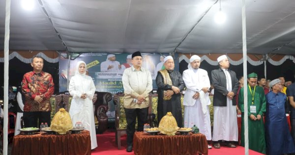 Hadiri Maulid Akbar di Majelis Darut Taubah, Munafri Ajak Jamaah Perkuat Ukhuwah dan Toleransi