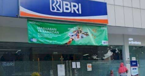 OJK Catat Penurunan Kantor Bank di Sulsel, Transaksi Digital Makin Populer