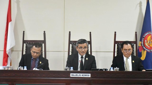 Sidang akuisisi Tokopedia. (Foto: KPPU)