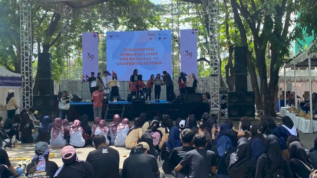 Suasana perayaan Dies Natalies ke 39 Universitas Bosowa. (Foto: Gita/HN)
