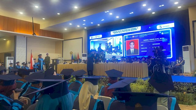 Prosesi wisuda Unibos dan Poltekbos. (Foto: Gita/HN)