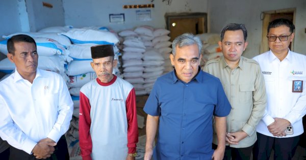 Ketua MPR dan Mentan Kunjungi Kios Pupuk, Petani Gembira Harga Makin Murah