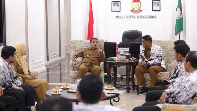 Wali Kota Makassar Dukung Peringatan Hari Guru Nasional: Guru Hebat, Indonesia Kuat