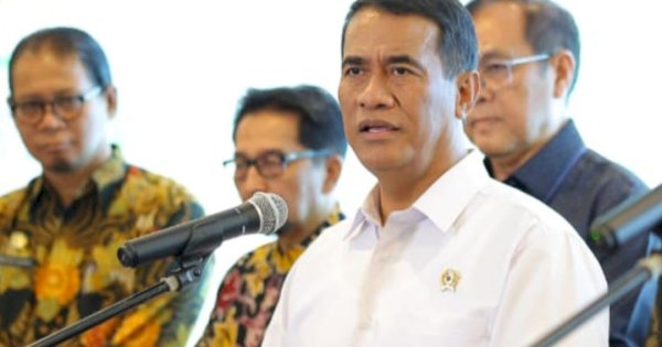 Mentan Amran Lapor ke Presiden: Produksi Beras 2025 Tertinggi, Naik 4,1 Juta Ton