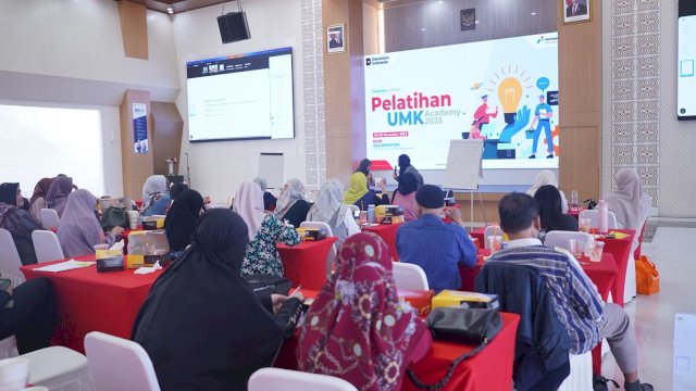 Pertamina Patra Niaga Regional Sulawesi kembali menggelar UMK Academy 2025 Batch 3.